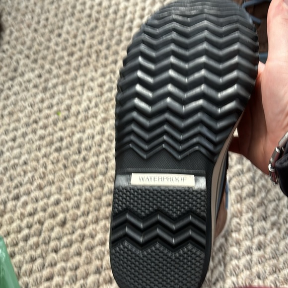 Sorel Boots - Picture 4 of 4